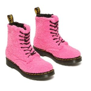 Dr. Martens 1460 Pascal Women's Faux Shearling Boots in Pink Lux Borg. Size 9
